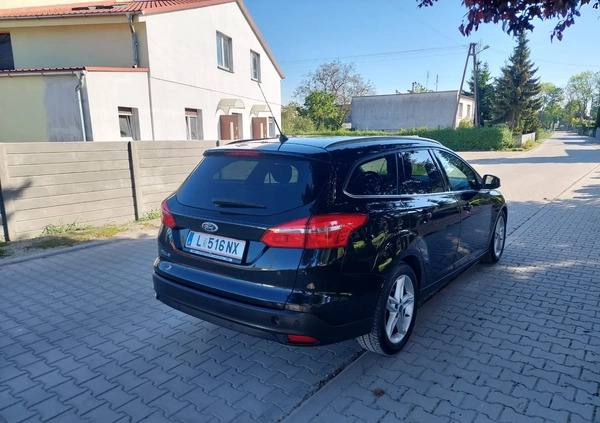 Ford Focus cena 44900 przebieg: 98234, rok produkcji 2016 z Leszno małe 121